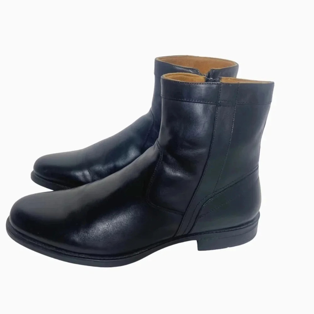 SOLD Florsheim Men's Black Leather Medfield Plain Toe Zip Boot - Picture 1 of 9